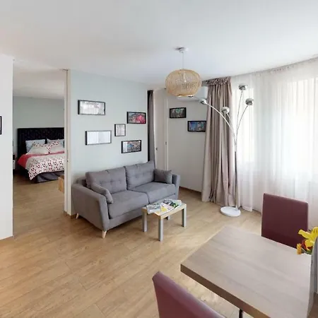 Apartment Cosy Au Coeur De Avec Parking Gratuit *